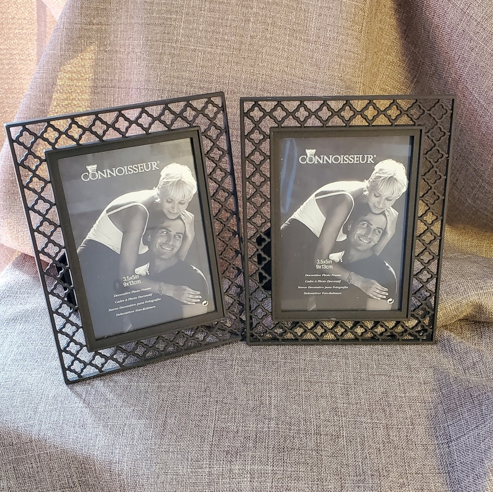 Connoisseur 3.5" x 5" Frames, new with tags.